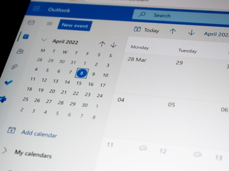 Outlook-Kalender auf dem Bildschirm