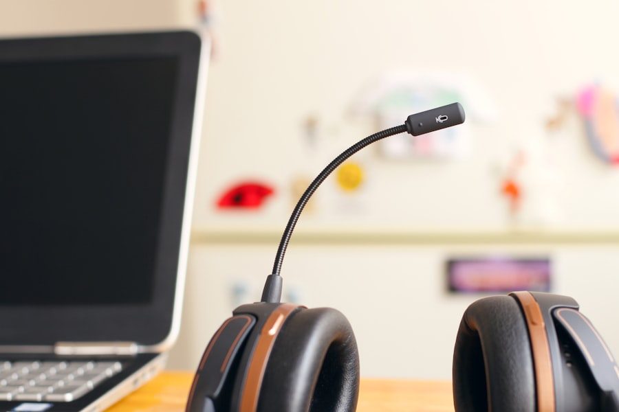 Headset mit Mikrofon am Arbeitsplatz
